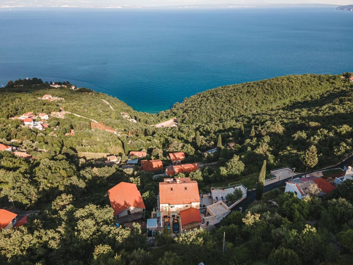 Villa Sabine Apartment Losinj Medveja Exterior foto