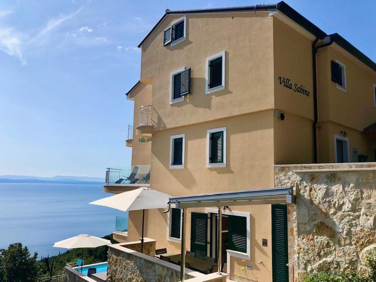 Villa Sabine Apartment Losinj Medveja Exterior foto